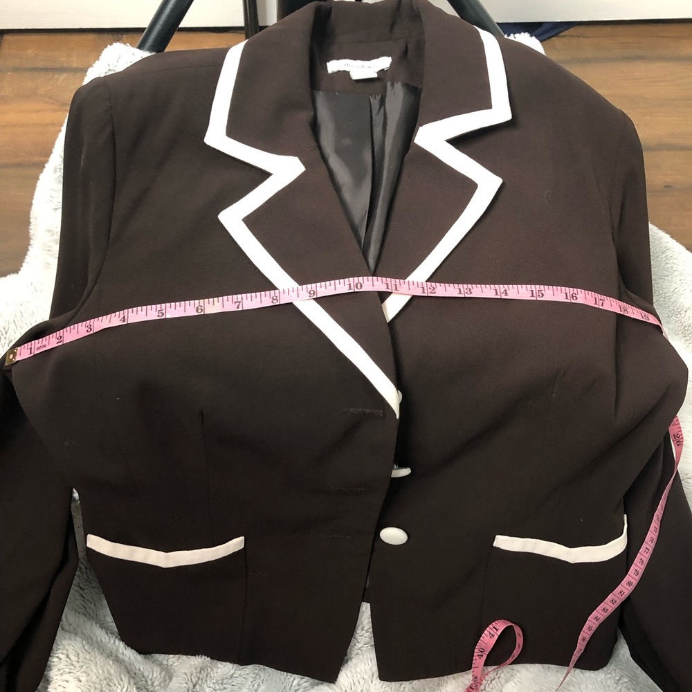 Dress Barn Brown and White Polka Dot Women's Jacket and Skirt Set, Size 12 - Picture 16 of 16